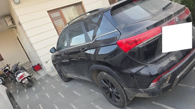 Second-hand 2024 MG Hector BlackStorm CVT 2024-2025 for sale in Batala-4