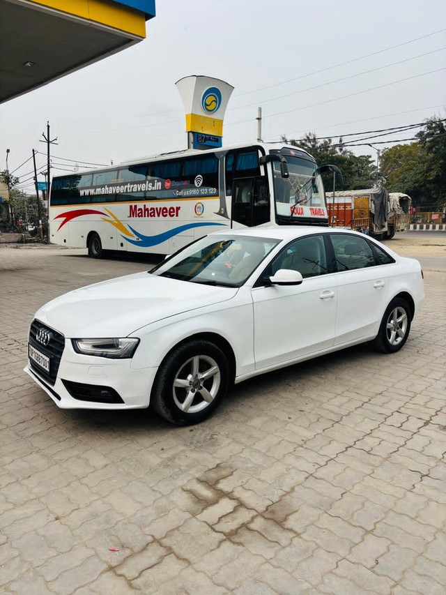 Second-hand 2014 Audi A4 2.0 TDI for sale in Lucknow-4