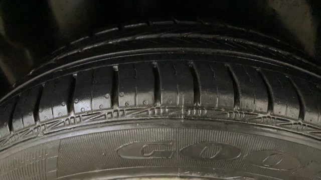 Second-hand 2014 Volkswagen Polo 1.2 MPI Highline for sale in Noida-29