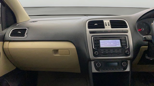 Second-hand 2014 Volkswagen Polo 1.2 MPI Highline for sale in Noida-22