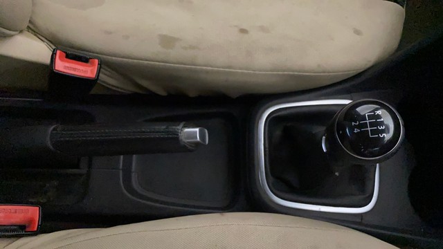 Second-hand 2014 Volkswagen Polo 1.2 MPI Highline for sale in Noida-13