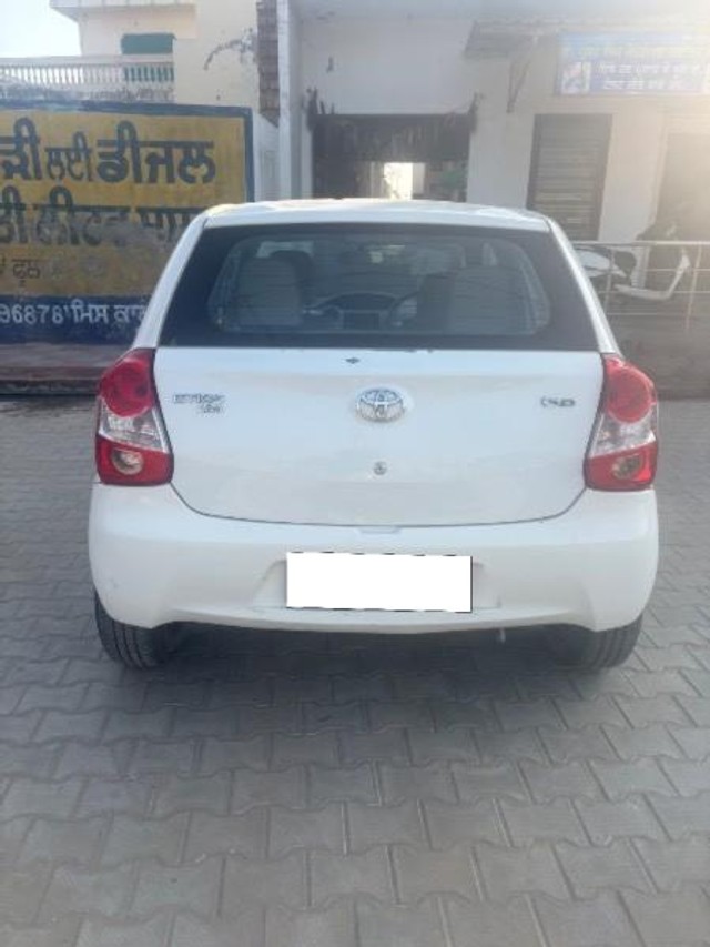 Second-hand 2015 Toyota Etios Liva GD for sale in Bathinda-1