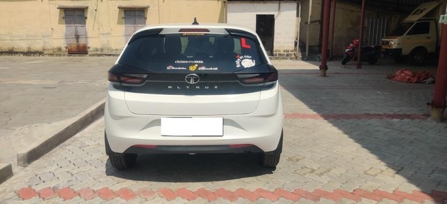Second-hand 2024 Tata Altroz XM Plus S for sale in Virudhunagar-10