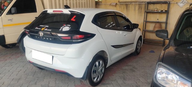 Second-hand 2024 Tata Altroz XM Plus S for sale in Virudhunagar-13