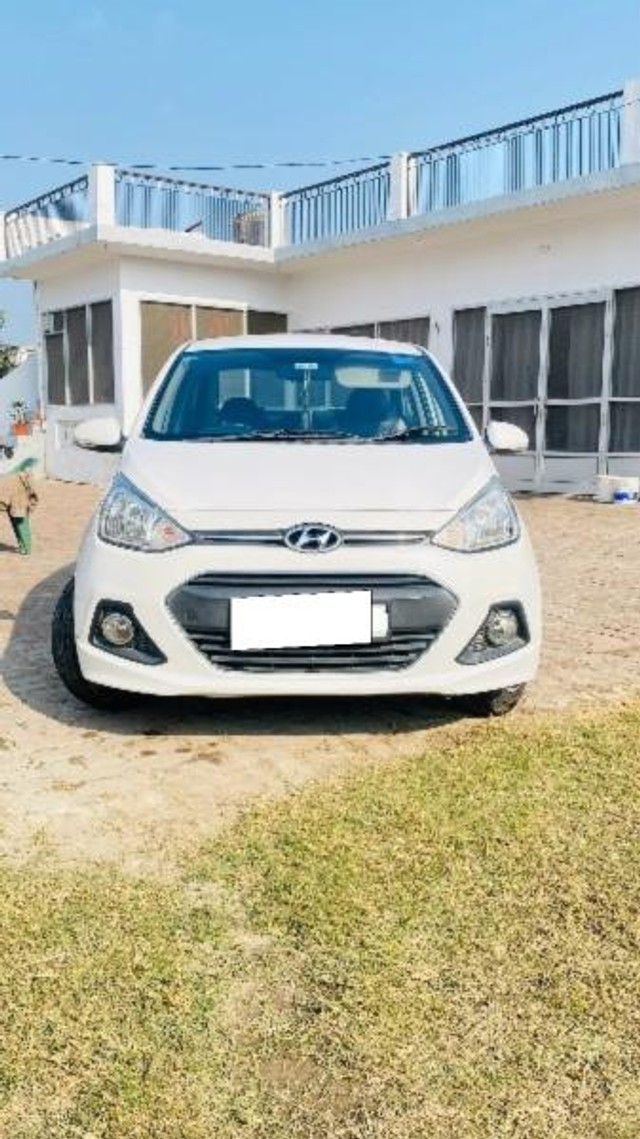 Second-hand 2016 Hyundai Xcent VTVT Plus ABS for sale in Rudrapur-3