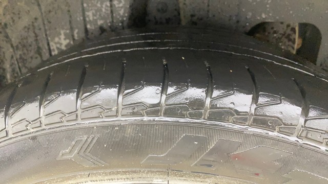 Second-hand 2021 Mahindra XUV300 W8 Diesel BSVI for sale in Ahmedabad-30