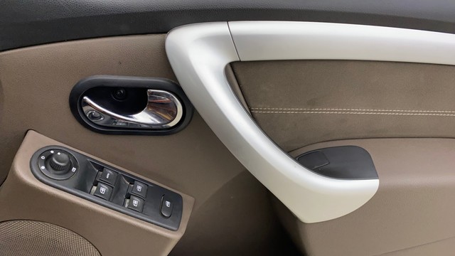 Second-hand 2016 Renault Duster 110PS Diesel RxZ AMT for sale in Thane-17