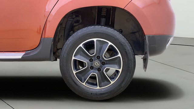 Second-hand 2016 Renault Duster 110PS Diesel RxZ AMT for sale in Thane-26