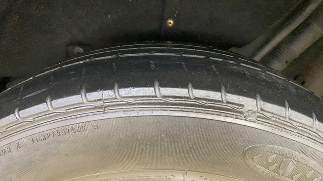 Second-hand 2018 Mahindra Marazzo M6 for sale in Thane-31