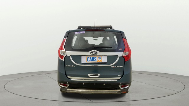 Second-hand 2018 Mahindra Marazzo M6 for sale in Thane-3