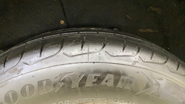 Second-hand 2018 Mahindra Marazzo M6 for sale in Thane-29