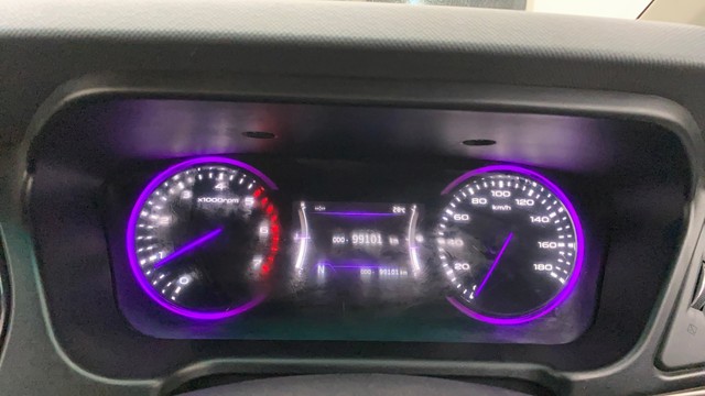 Second-hand 2018 Mahindra Marazzo M6 for sale in Thane-11