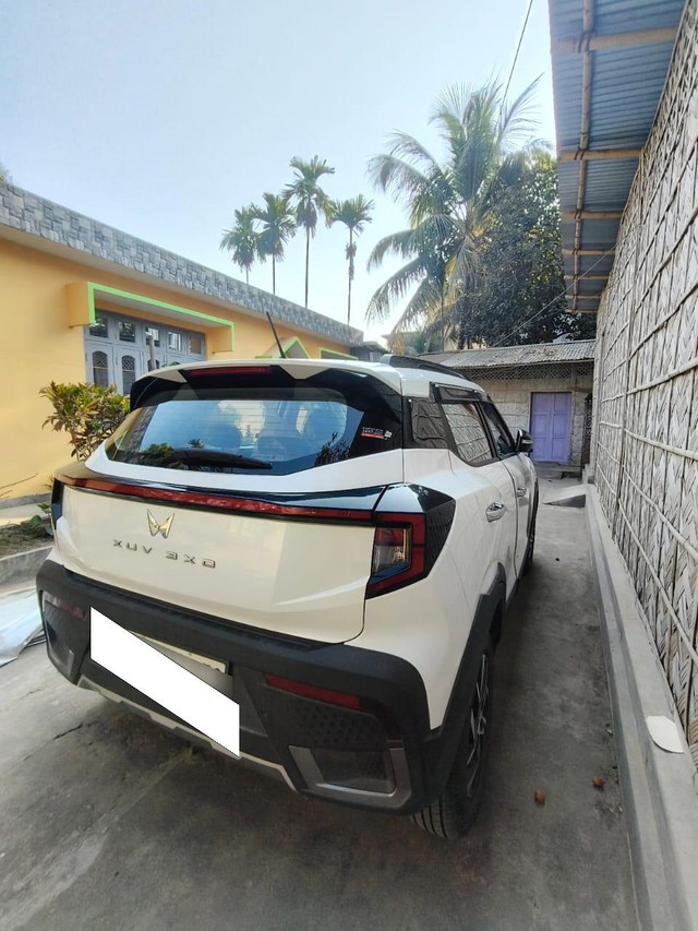 Second-hand 2024 Mahindra XUV 3XO AX5 for sale in Hojai-5