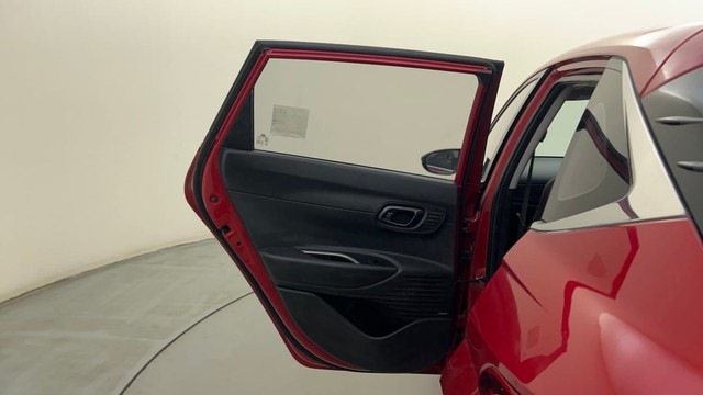 Second-hand 2021 Hyundai i20 Asta Turbo DCT for sale in Bangalore-29