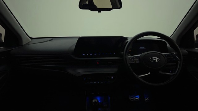 Second-hand 2021 Hyundai i20 Asta Turbo DCT for sale in Bangalore-11