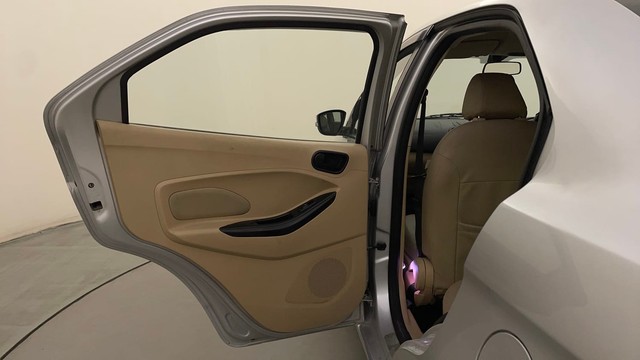 Second-hand 2018 Ford Aspire 1.2 Ti-VCT Titanium for sale in Bangalore-37