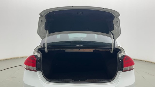 Second-hand 2020 Maruti Ciaz 1.4 Alpha for sale in Kolkata-9