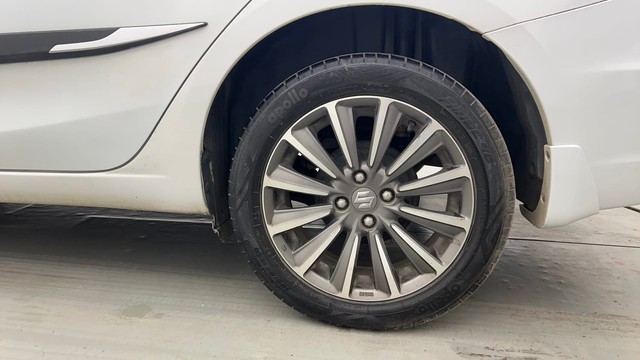 Second-hand 2020 Maruti Ciaz 1.4 Alpha for sale in Kolkata-19