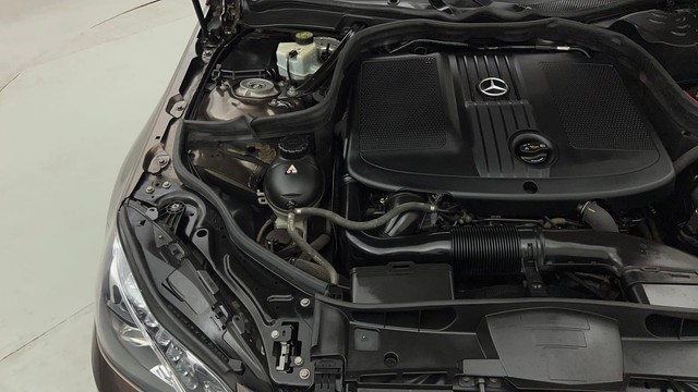 Second-hand 2016 Mercedes-Benz E-Class E250 CDI Avantgarde for sale in Pune-37