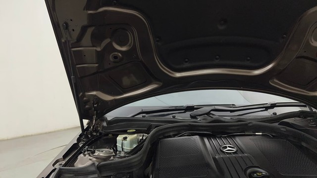 Second-hand 2016 Mercedes-Benz E-Class E250 CDI Avantgarde for sale in Pune-36