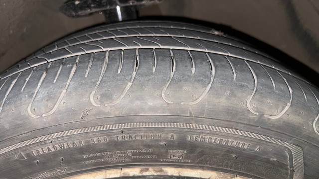 Second-hand 2016 Mercedes-Benz E-Class E250 CDI Avantgarde for sale in Pune-28