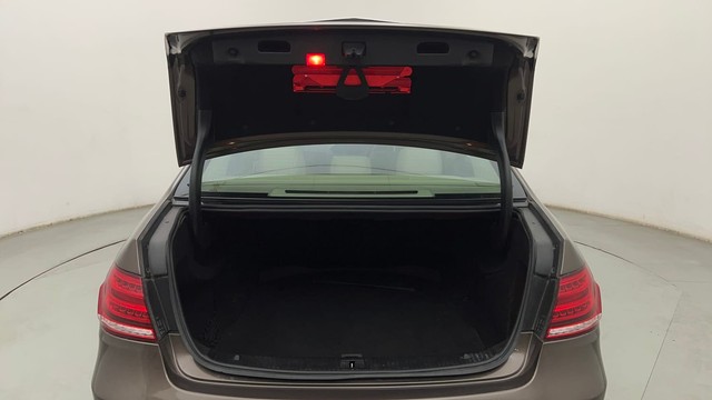 Second-hand 2016 Mercedes-Benz E-Class E250 CDI Avantgarde for sale in Pune-27