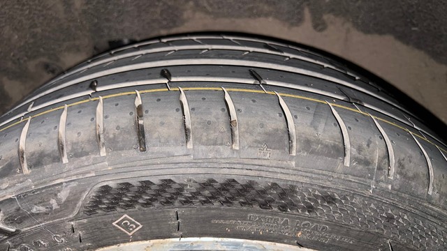 Second-hand 2016 Mercedes-Benz E-Class E250 CDI Avantgarde for sale in Pune-30