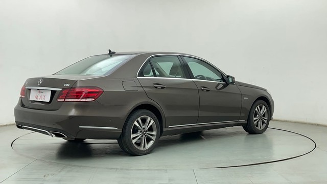 Second-hand 2016 Mercedes-Benz E-Class E250 CDI Avantgarde for sale in Pune-3