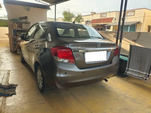 Honda Amaze VX i-DTEC Second-hand 2014 Honda Amaze VX i-DTEC for sale in Erode-5
