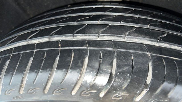 Second-hand 2022 Mahindra XUV700 AX7 Diesel AT Luxury Pack BSVI for sale in Lucknow-23