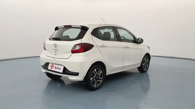 Second-hand 2021 Tata Tiago XZ Plus for sale in Lucknow-3