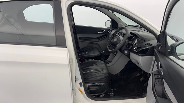 Second-hand 2021 Tata Tiago XZ Plus for sale in Lucknow-15