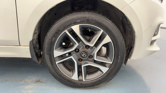 Second-hand 2021 Tata Tiago XZ Plus for sale in Lucknow-17