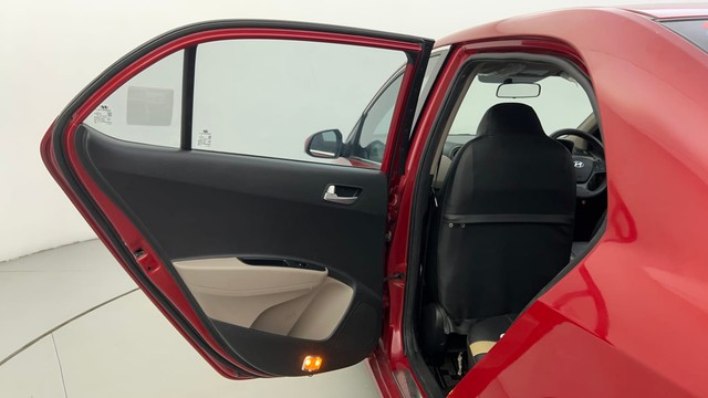 Second-hand 2018 Hyundai Xcent Petrol for sale in Ahmedabad-30