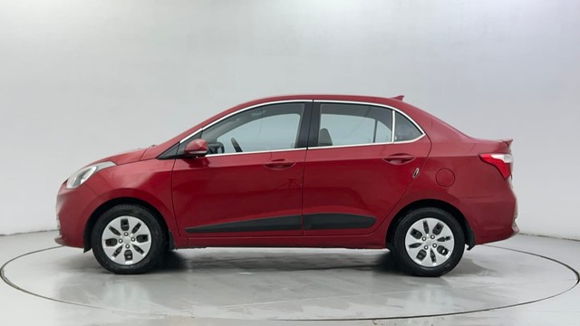 Second-hand 2018 Hyundai Xcent Petrol for sale in Ahmedabad-6