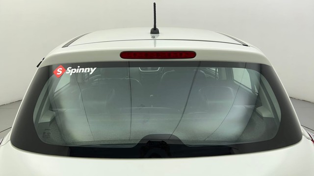 Second-hand 2016 Maruti Swift LXI BSIV for sale in Ahmedabad-32