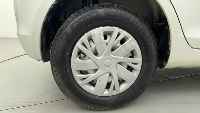 Second-hand 2016 Maruti Swift LXI BSIV for sale in Ahmedabad-18