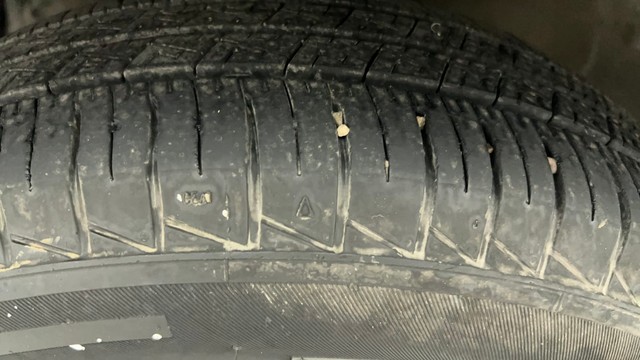 Second-hand 2016 Maruti Swift LXI BSIV for sale in Ahmedabad-38