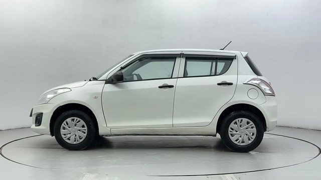 Second-hand 2016 Maruti Swift LXI BSIV for sale in Ahmedabad-6