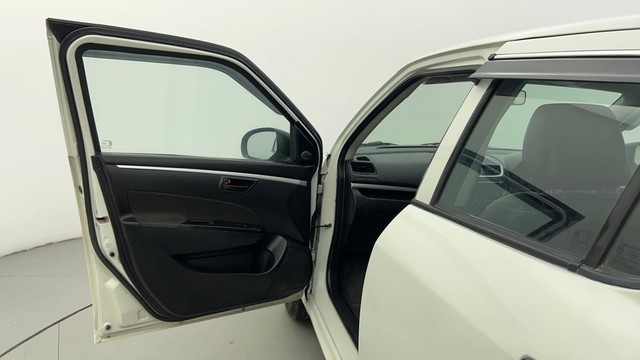 Second-hand 2016 Maruti Swift LXI BSIV for sale in Ahmedabad-34