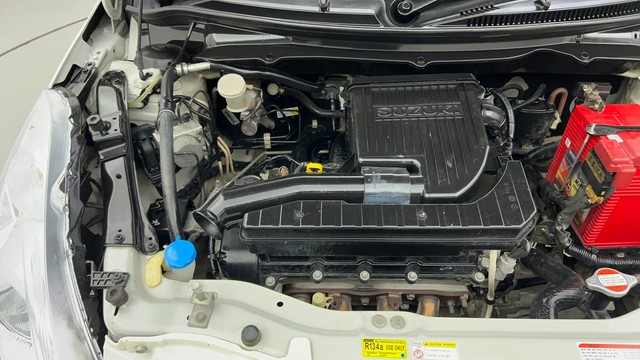 Second-hand 2016 Maruti Swift LXI BSIV for sale in Ahmedabad-39