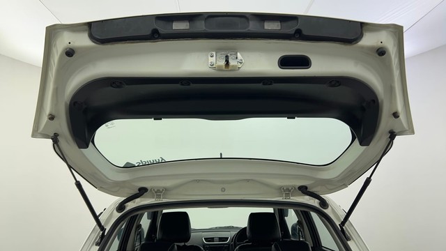 Second-hand 2016 Maruti Swift LXI BSIV for sale in Ahmedabad-26