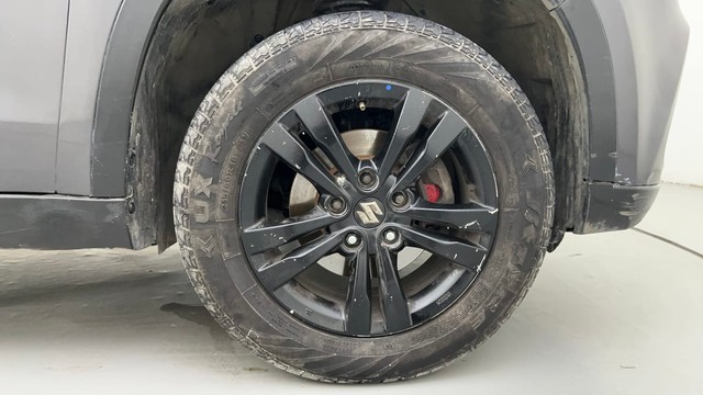 Second-hand 2019 Maruti Suzuki Vitara Brezza ZDi for sale in Ahmedabad-17