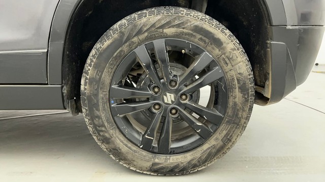 Second-hand 2019 Maruti Suzuki Vitara Brezza ZDi for sale in Ahmedabad-19