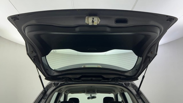 Second-hand 2019 Maruti Suzuki Vitara Brezza ZDi for sale in Ahmedabad-33