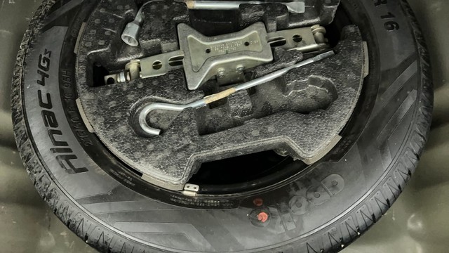 Second-hand 2019 Maruti Suzuki Vitara Brezza ZDi for sale in Ahmedabad-21