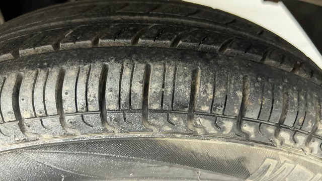 Second-hand 2013 Maruti Suzuki Alto 800 LXi for sale in Ahmedabad-37