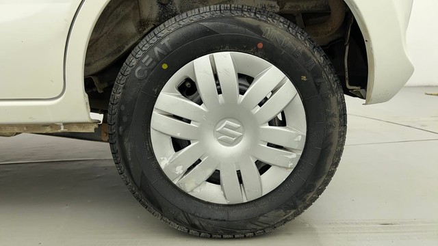 Second-hand 2013 Maruti Suzuki Alto 800 LXi for sale in Ahmedabad-19