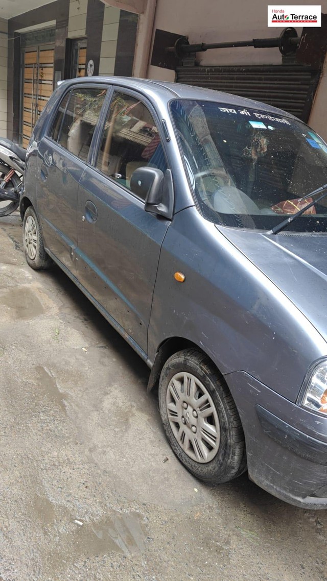 Second-hand 2010 Hyundai Santro Xing GL for sale in New Delhi-3