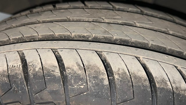 Second-hand 2022 Renault Triber RXZ for sale in Chandigarh-37